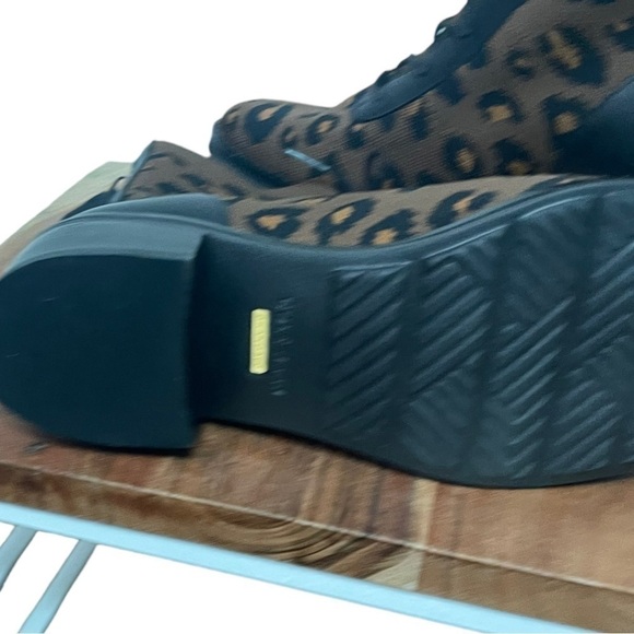 Cole Haan Leopard Print Piedmont Combat Bootie, Brown, Black, NWOT, 6B - Picture 9 of 12